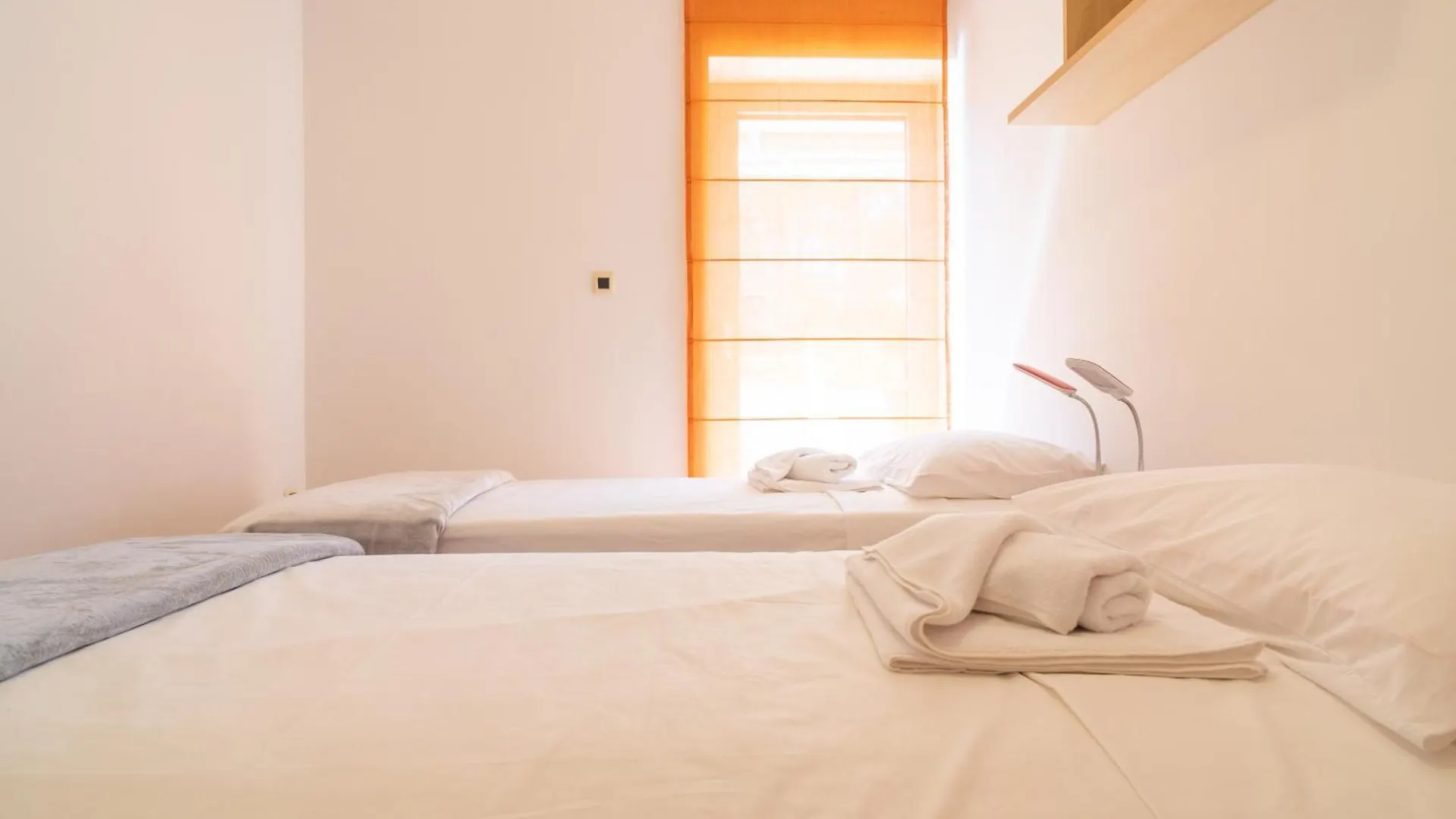 Acqua Blu Apartment 梅杜林