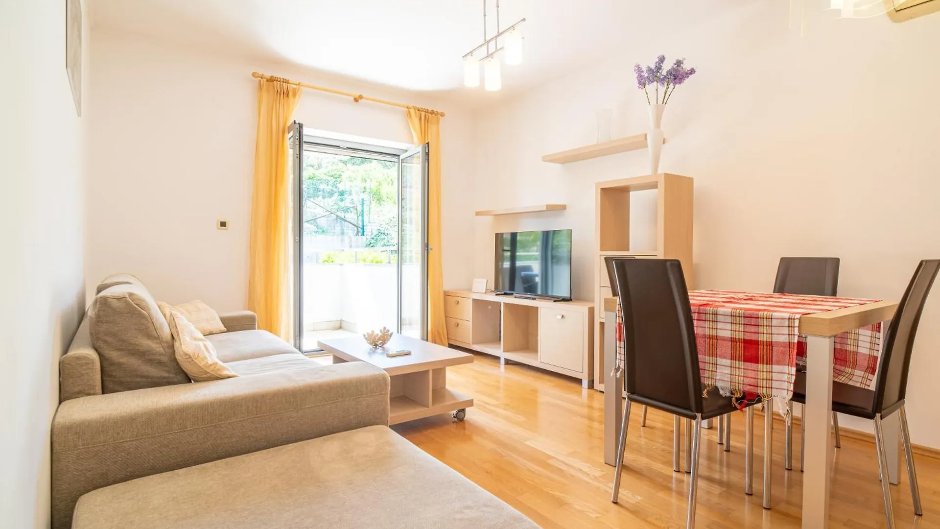 Acqua Blu Apartment 梅杜林